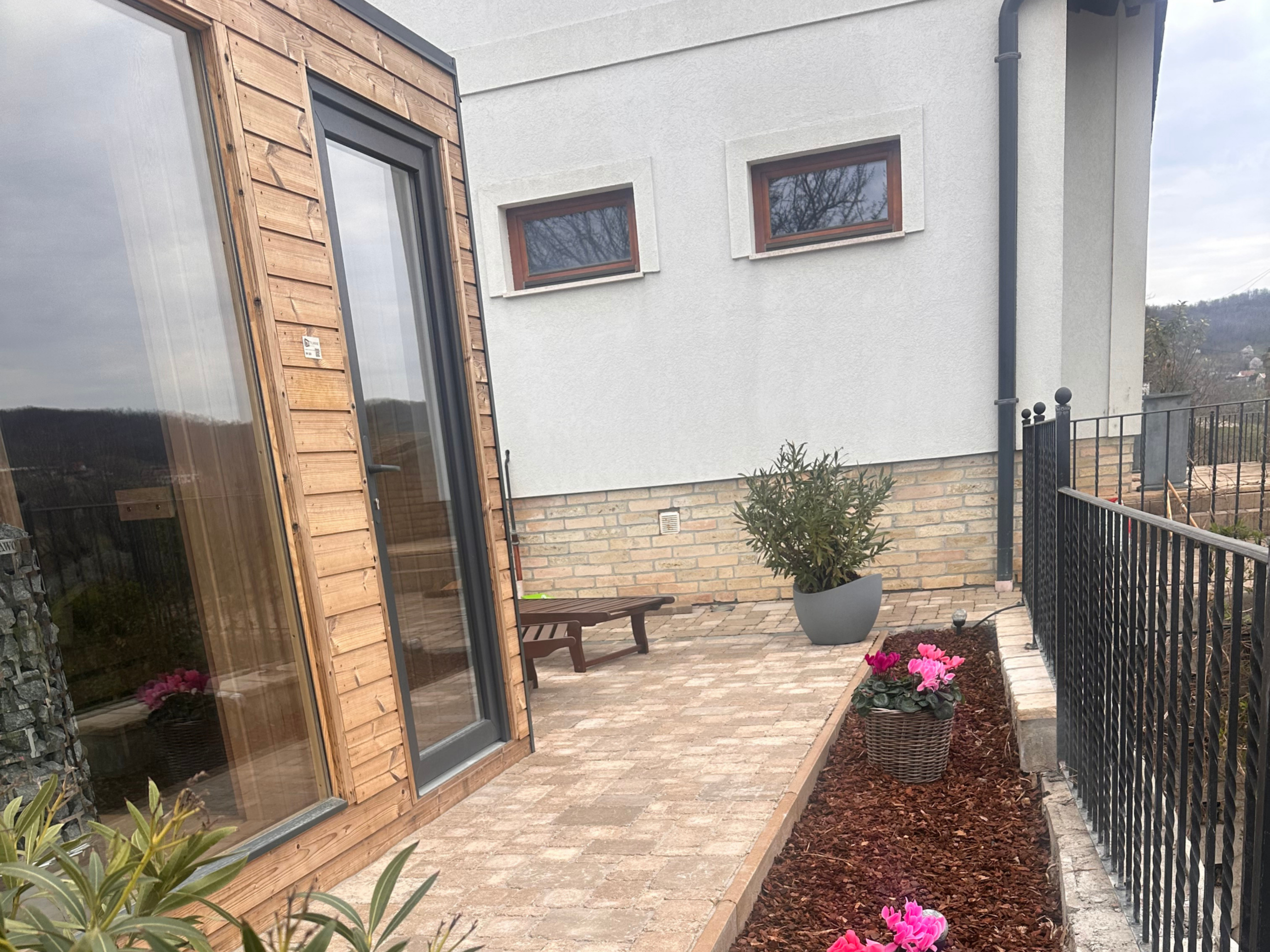 Vass-Villa Vendégház (2)